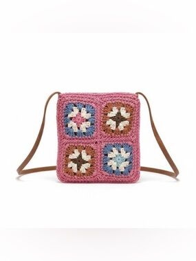 MINI TILLY GRANNY SQUARE CHIC
CROSSBODY BAG